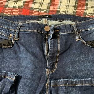 Womens retina support jeans